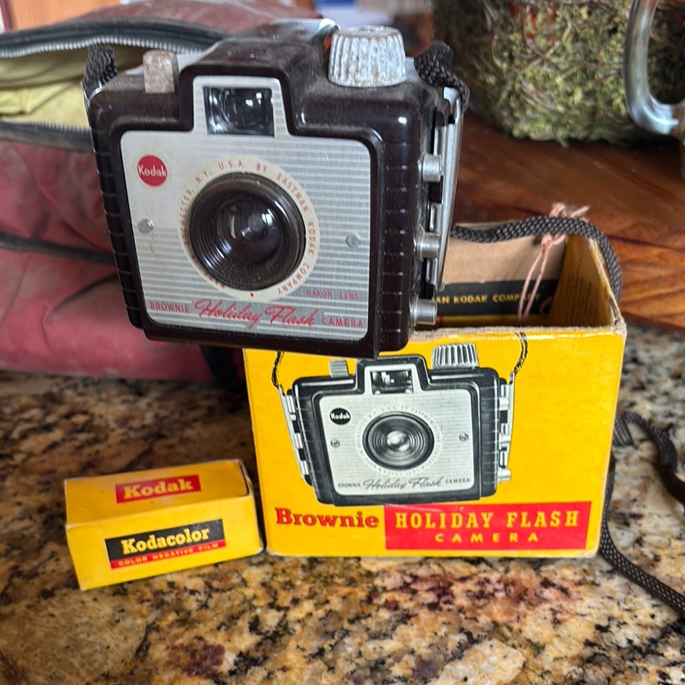 Kodak Brownie Holiday Flash Camera - Black